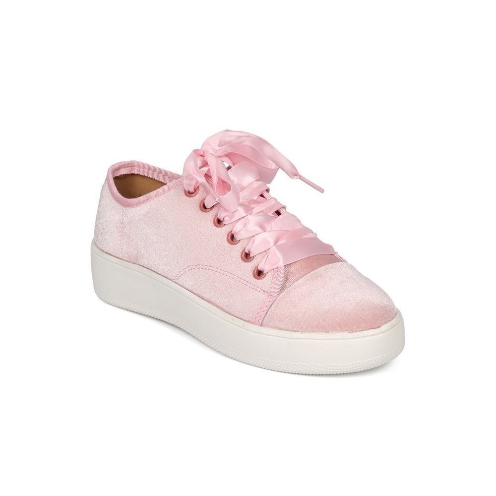 Wild Diva Pink lace up low top shoes